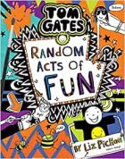 Tom Gates 19: Random Acts of Fun (Hardback)