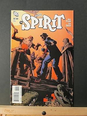 Immagine del venditore per The Spirit #32 venduto da Tree Frog Fine Books and Graphic Arts