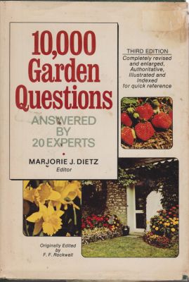 Bild des Verkufers fr 10,000 Garden Questions Answered by Experts zum Verkauf von Robinson Street Books, IOBA