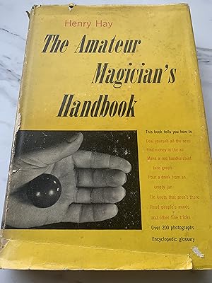 Imagen del vendedor de THE AMATEUR MAGICIAN'S HANDBOOK a la venta por MagicMan