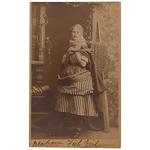 Newhaven (Scotland) Fish Girl [CDV]