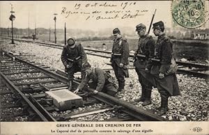 Ansichtskarte / Postkarte Paris, Greve Generale des Chemins de Fer, Le Caporal chef de patrouille...