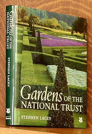 Seller image for GARDENS OF THE NATIONAL TRUST for sale by Andre Strong Bookseller