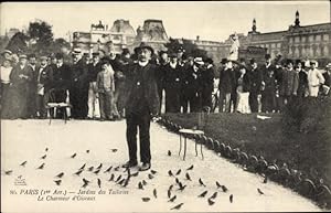 Imagen del vendedor de Ansichtskarte / Postkarte Paris Frankreich, Le Charmeur d'Oiseaux aux Tuileries, Jardin des Tuileries a la venta por akpool GmbH