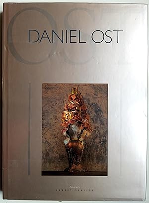 Seller image for Daniel Ost: Feuilles et fleurs = Bltter und Blumen = Leafing Through Flowers.2 for sale by castlebooksbcn