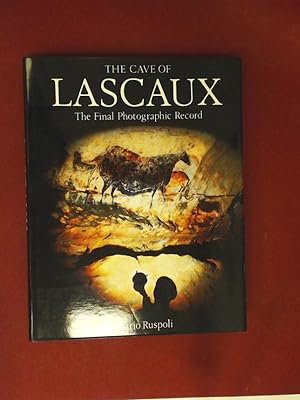 The cave of Lascaux. The final photographic record. Preface by Yves Coppens.