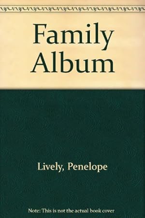 Imagen del vendedor de Family Album a la venta por WeBuyBooks