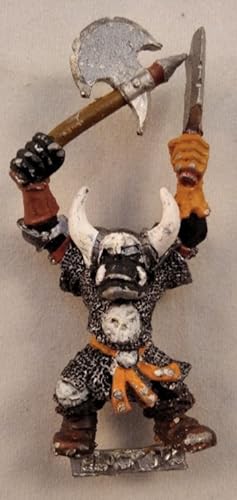 Bild des Verkufers fr CITADEL 752552: WARHAMMER Black Orc with Axe and Cleaver Nr. 2 [Citadel Miniatures]. Metal-Spielfigur. Achtung: Nicht geeignet fr Kinder unter 3 Jahren. zum Verkauf von KULTur-Antiquariat