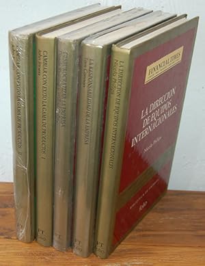 Seller image for LA RESPONSABILIDAD EN LA EMPRESA/ DESBUROCRATIZAR LA EMPRESA/ CAMBIAR CON XTO LA GAMA DE PRODUCTOS I y II (2 Vol./)/ LA DIRECCIN DE EQUIPOS INTERNACIONALES/ for sale by EL RINCN ESCRITO