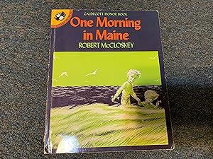 Seller image for One Morning in Maine (Picture Puffin Books) for sale by Betty Mittendorf /Tiffany Power BKSLINEN