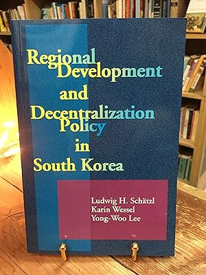 Bild des Verkufers fr Regional development and decentralization policy in South Korea zum Verkauf von Encore Books