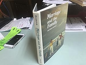 Imagen del vendedor de Marriage and the family a la venta por vernon alabama bookstore