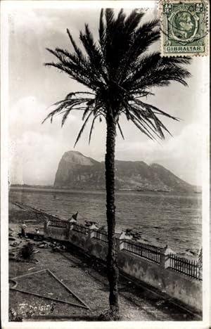 Imagen del vendedor de Ansichtskarte / Postkarte Gibraltar, View of the Rock from Spanish Shores a la venta por akpool GmbH