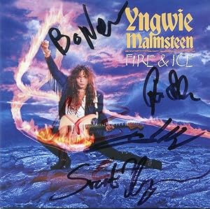 Yngwie Malmsteen Autograph | signed programmes / books