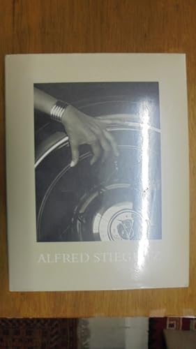 Bild des Verkufers fr Alfred Stieglitz : Photographs & Writings zum Verkauf von Librairie du Levant