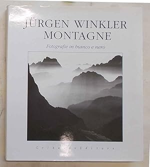 Bild des Verkufers fr Montagne. Fotografie in bianco e nero. zum Verkauf von S.B. Il Piacere e il Dovere