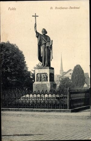Bild des Verkufers fr Ansichtskarte / Postkarte Fulda in Osthessen, Sankt Bonifatius Denkmal zum Verkauf von akpool GmbH