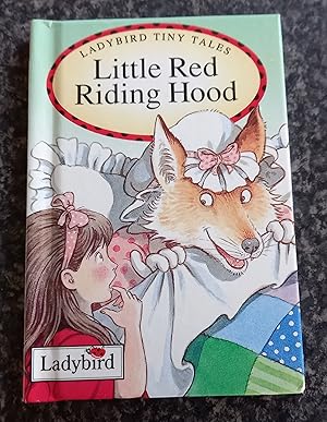 Bild des Verkufers fr Ladybird Tiny Tales Little Red Riding Hood zum Verkauf von ladybird & more books