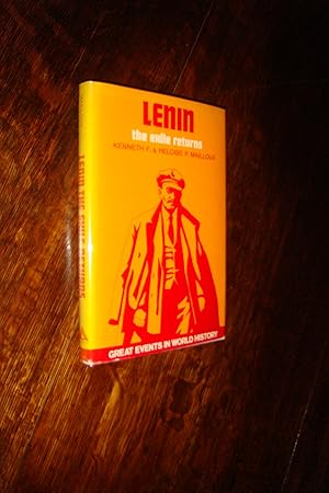 Bild des Verkufers fr Vladimir Lenin (first printing) The Exile Returns zum Verkauf von Medium Rare Books