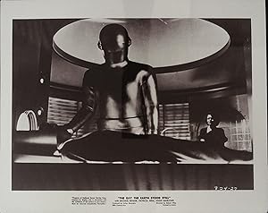 The Day the Earth Stood Still 8 x 10 Still 1951 Michael Rennie, Patricia Neal