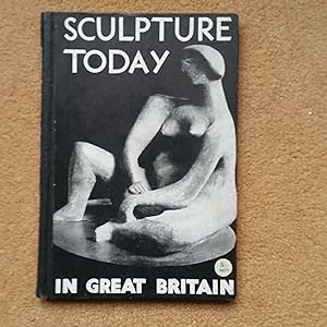 Immagine del venditore per Sculpture Today in Gret Britain 1940 - 1943 venduto da Nineveh Books