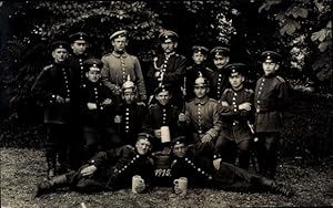 Foto Ansichtskarte / Postkarte Infanterie Gruppenportrait 1915