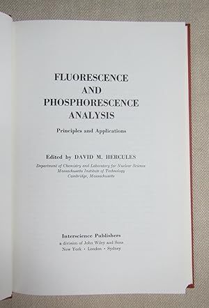 Image du vendeur pour Fluorescence and Phosphorescence Analysis. Principles and Applications. mis en vente par Antiquariat Hanfgarten