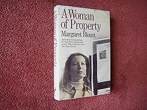 Imagen del vendedor de A WOMAN OF PROPERTY a la venta por Ron Weld Books