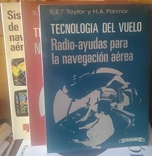 Seller image for SISTEMAS DE NAVEGACIN AREA + TECNOLOGA DEL VUELO Navegacin area + TECNOLOGA Radio-ayudas para la navegacin area (3 libros) for sale by Libros Dickens