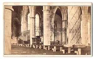 Fotografie I. J. Sutcliff, Burton, unbekannter Ort, Inneres einer Kirche mit Sprechkanzel