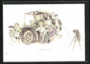 Bild des Verkufers fr Knstler-Ansichtskarte Familie lsst sich 1904 vor ihrem Mercedes-Automobil fotografieren zum Verkauf von Bartko-Reher