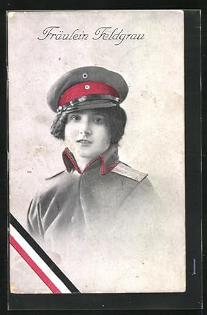Bild des Verkufers fr Ansichtskarte Frulein Feldgrau mit Schirmkappe zum Verkauf von Bartko-Reher