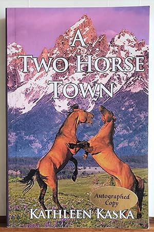 Bild des Verkufers fr A Two Horse Town zum Verkauf von The Book Peddlers