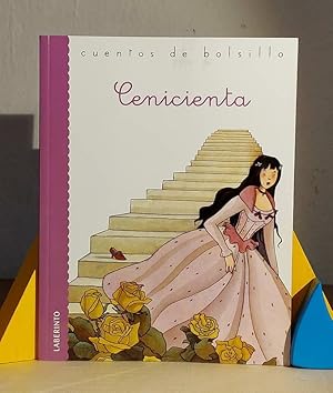 Imagen del vendedor de Cenicienta a la venta por MONKEY LIBROS