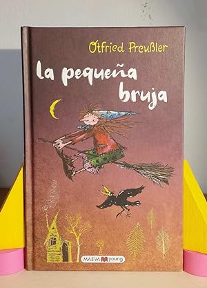 Seller image for La pequea bruja for sale by MONKEY LIBROS