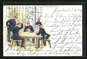 Ansichtskarte Auf der Wachtstube, Soldaten am Tisch beim Kartenspiel