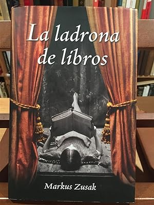 Imagen del vendedor de LA LADRONA DE LIBROS a la venta por Antigua Librería Canuda