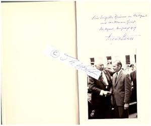 Bild des Verkufers fr THEODOR HEU (Theodor Heuss, 1884-1963) Professor, erster Bundesprsident, Friedenspreis des deutschen Buchhandels zum Verkauf von Herbst-Auktionen