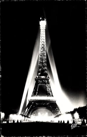 Seller image for Ansichtskarte / Postkarte Paris VII, Tour Eiffel, illumination, beleuchteter Eiffelturm bei Nacht for sale by akpool GmbH