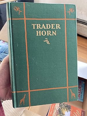 Immagine del venditore per trader horn venduto da A.C. Daniel's Collectable Books