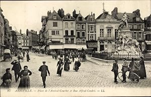 Bild des Verkufers fr Ansichtskarte / Postkarte Abbeville Somme, Place de l'Amiral Courbet et Rue Alfred Cendre zum Verkauf von akpool GmbH