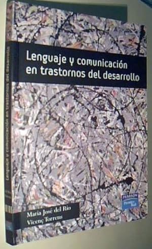 Seller image for Lenguaje y comunicacin en trastornos del desarrollo for sale by Librera La Candela