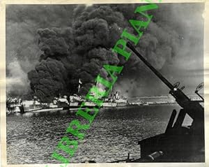 Bombardamento tedesco su navi americane nel porto di Bari.