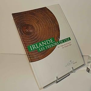 Image du vendeur pour Irlande les trsors de l'le de l'ge du bronze au moyen-ge. Exposition du 5 octobre au 15 dcembre 1996. Les Quais Hennessy. Cognac. 1996. mis en vente par Mesnard - Comptoir du Livre Ancien