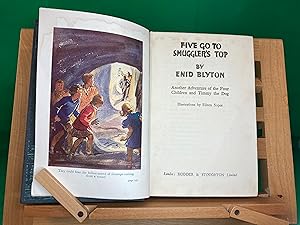 Seller image for FIVE GO TO SMUGGLER'S TOP BLYTON Enid First edition 3rd impression 1949 for sale by Eurobooks Ltd