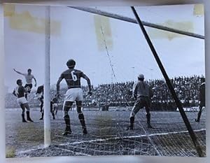 Seller image for Fotografia Partita calcio campionato serie C - 24/10/71 Legnano Seregno 1 - 0 for sale by Chartaland