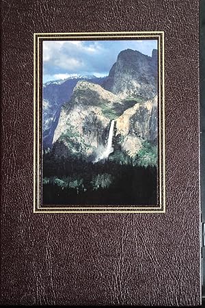 Bild des Verkufers fr Range of Light: The Sierra Nevada DELUXE EDITION- (National Geographic Destinations) zum Verkauf von Mad Hatter Bookstore