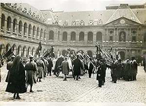 "Obsèques du Général PAU dans la cour d'honneur des INVALIDES le 7 Janvier 1932" Photo de presse ...