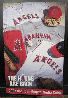 Bild des Verkufers fr 2002 ANAHEIM ANGELS Media Guide zum Verkauf von Reflection Publications