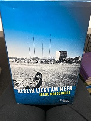 Bild des Verkufers fr Berlin liegt am Meer. zum Verkauf von bookmarathon